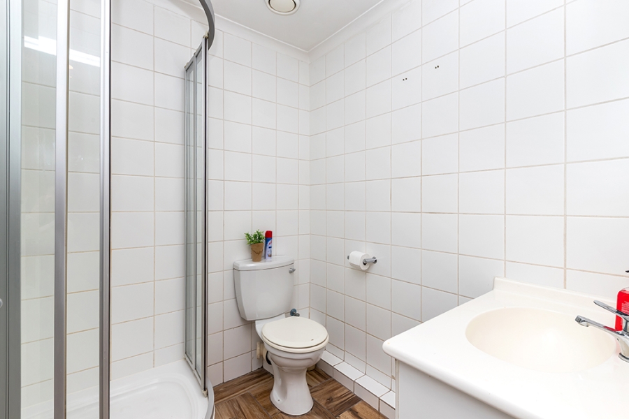 2 Bedroom Property for Sale in Cape Town City Centre Western Cape